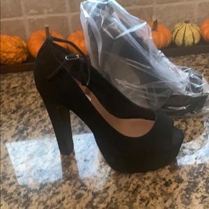 Steve Madden Ankle Strap Platform Heels